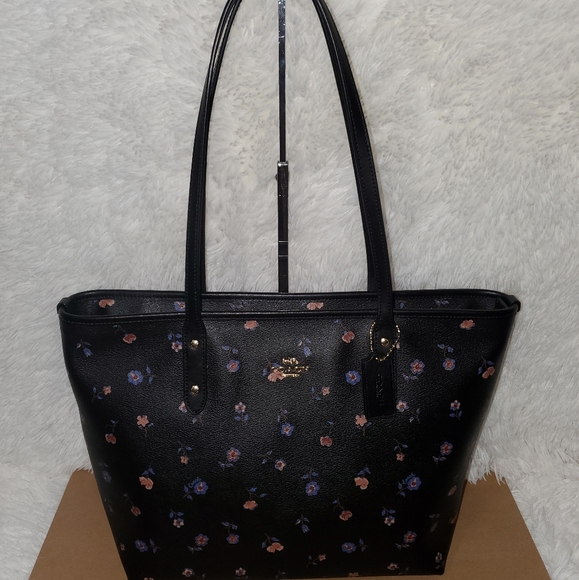 Coach Handbags - ✅ SOLD  New Authentic Coach Tote